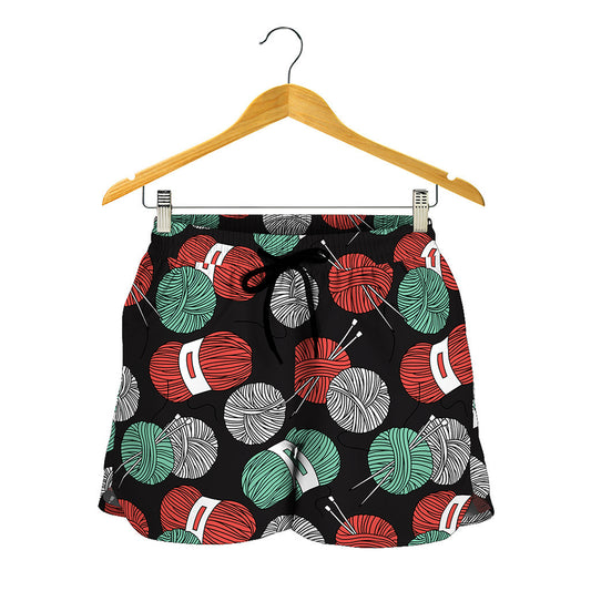 Crochet Yarn Pattern Print Women's Shorts