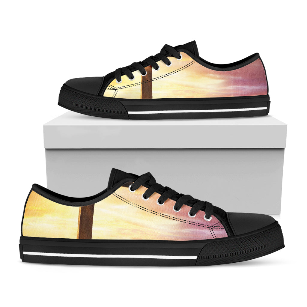 Crucifixion Of Jesus Christ Print Black Low Top Shoes 