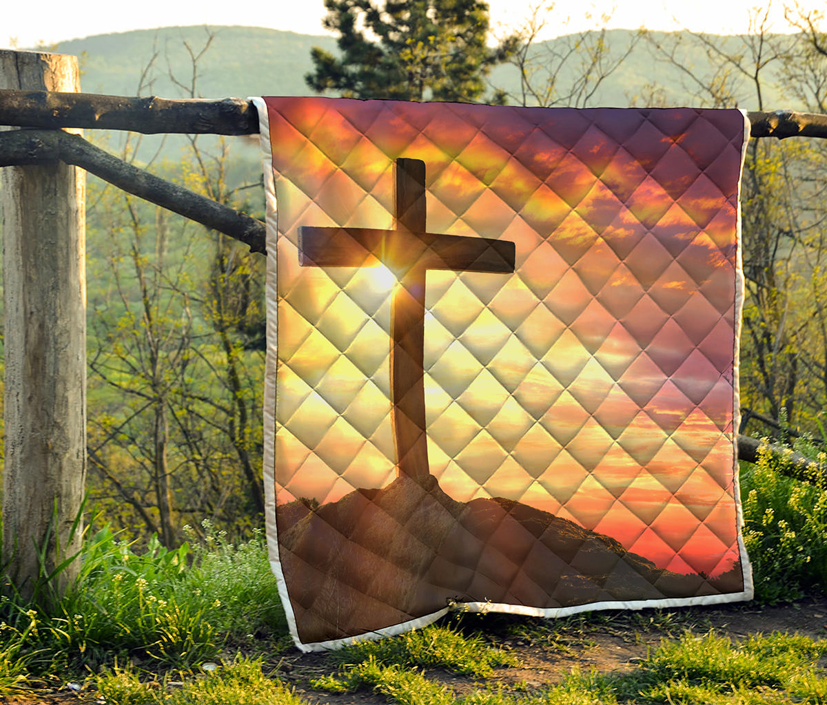 Crucifixion Of Jesus Christ Print Quilt