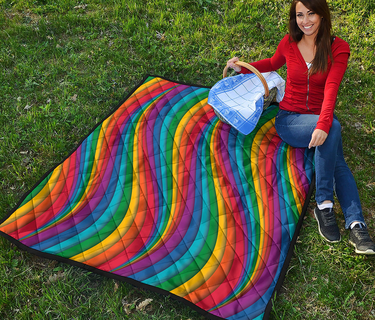 Curved Rainbow Pattern Print Quilt
