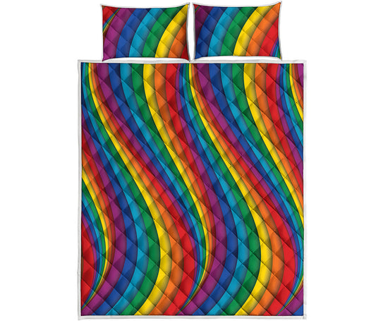Curved Rainbow Pattern Print Quilt Bed Set