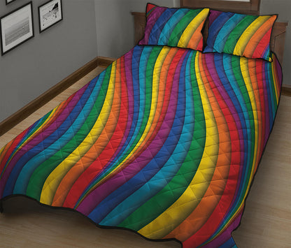 Curved Rainbow Pattern Print Quilt Bed Set