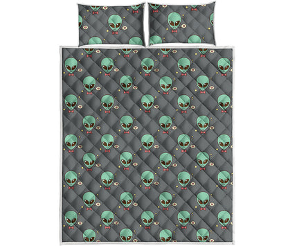 Cute Alien With Bow Tie Print Quilt Bed Set