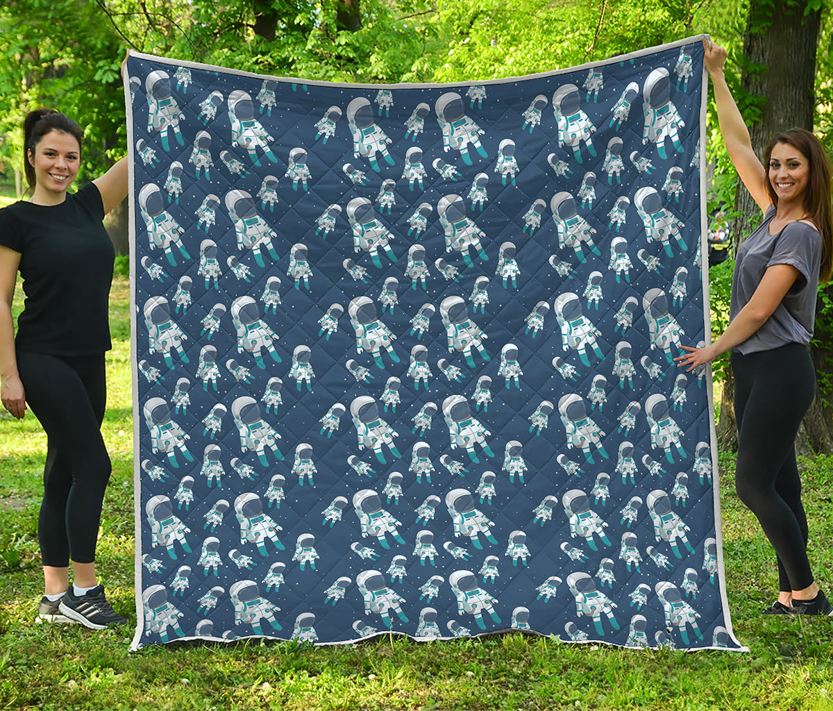 Cute Astronaut Pattern Print Quilt