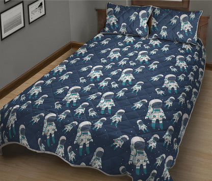 Cute Astronaut Pattern Print Quilt Bed Set