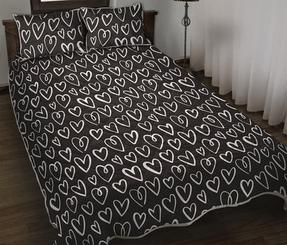 Cute Black And White Heart Pattern Print Quilt Bed Set