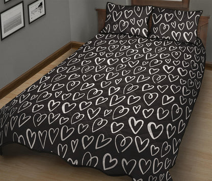 Cute Black And White Heart Pattern Print Quilt Bed Set