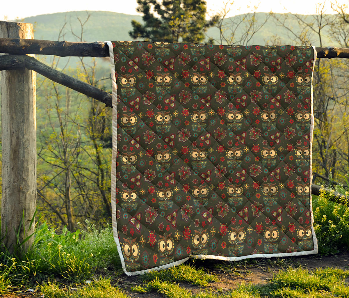 Cute Boho Owl Pattern Print Quilt