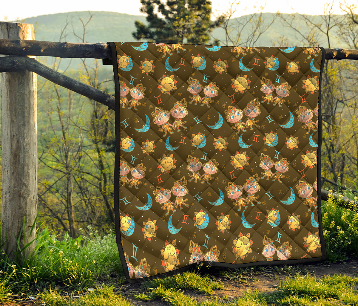 Cute Cartoon Gemini Pattern Print Quilt
