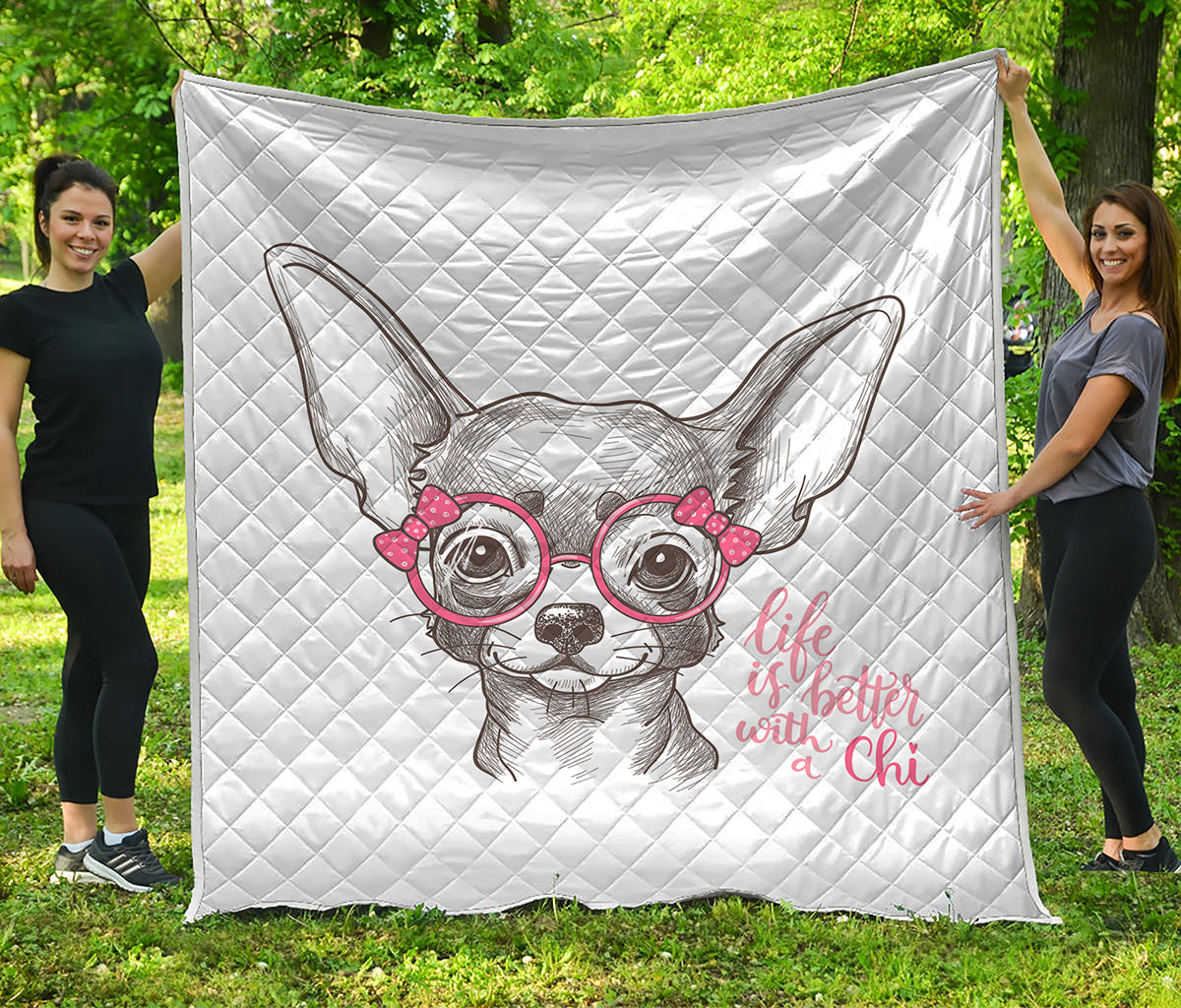 Cute Chihuahua With Glasses Print Quilt