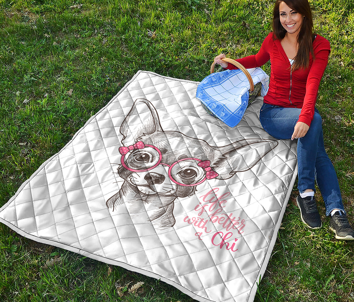 Cute Chihuahua With Glasses Print Quilt