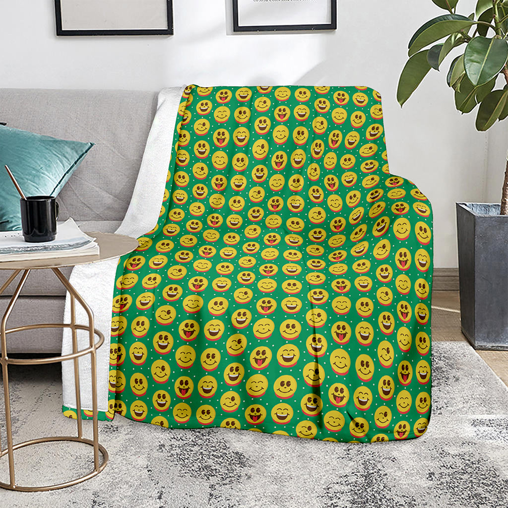 Cute Christmas Emoji Pattern Print Blanket