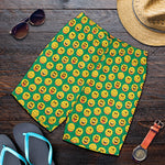 Cute Christmas Emoji Pattern Print Men's Shorts