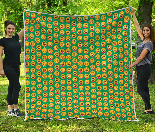 Cute Christmas Emoji Pattern Print Quilt