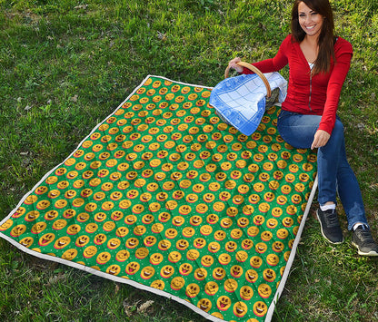 Cute Christmas Emoji Pattern Print Quilt