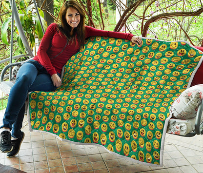 Cute Christmas Emoji Pattern Print Quilt