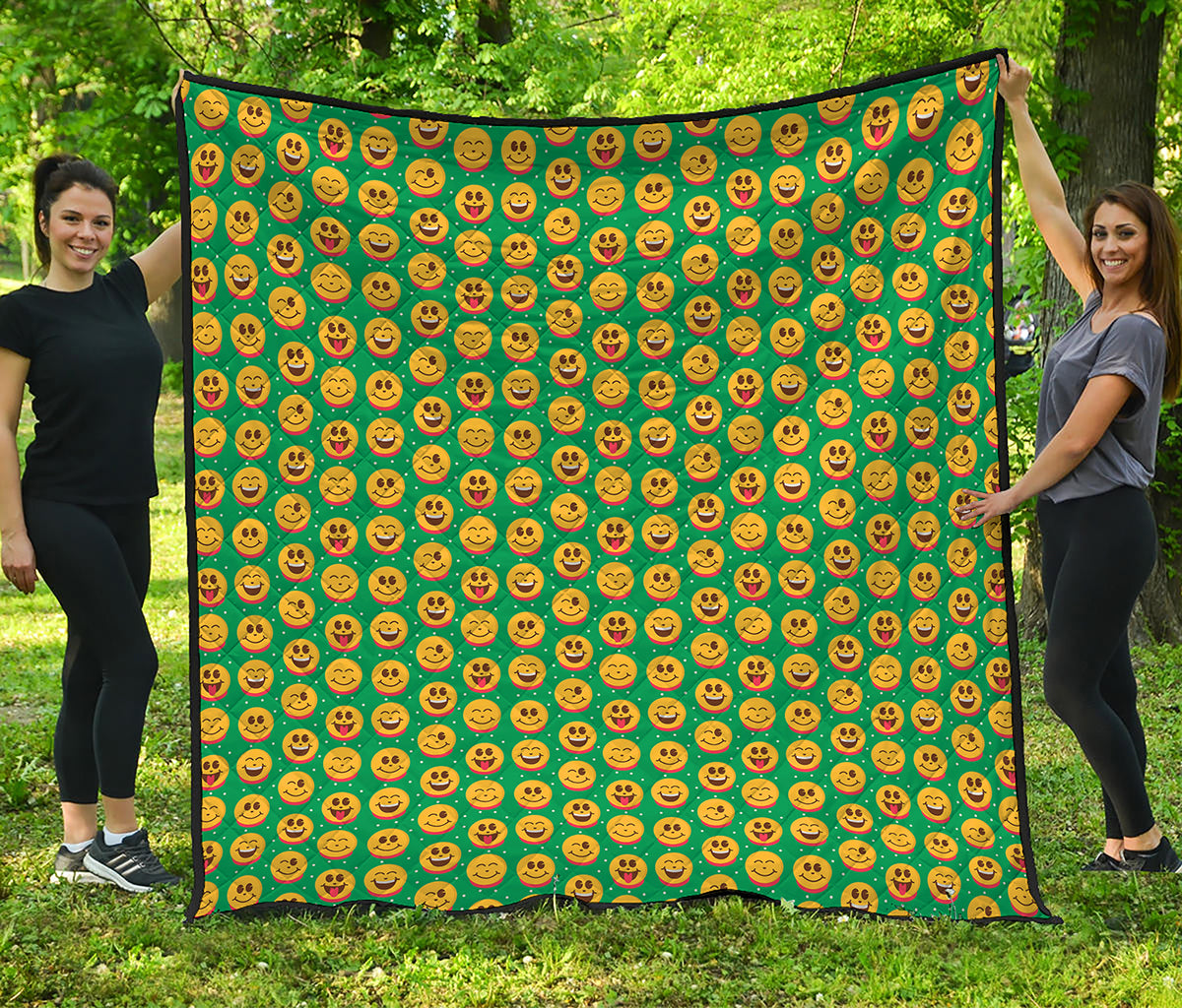 Cute Christmas Emoji Pattern Print Quilt