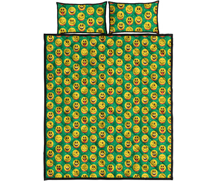 Cute Christmas Emoji Pattern Print Quilt Bed Set