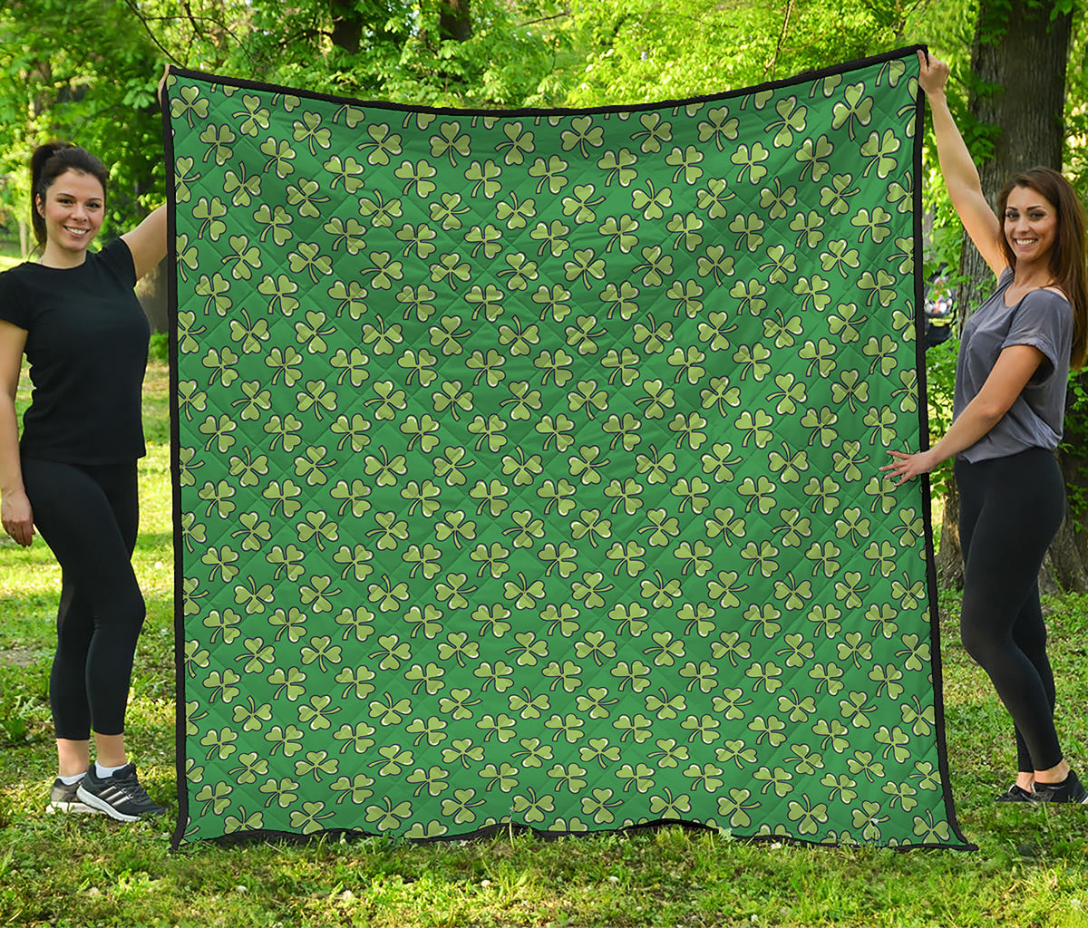 Cute Clover St. Patrick's Day Print Quilt