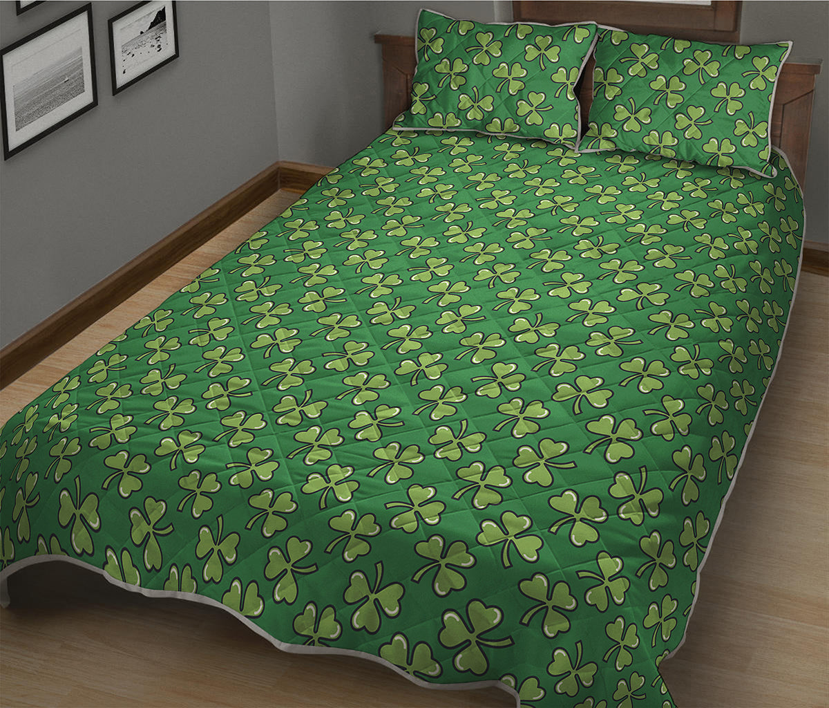 Cute Clover St. Patrick's Day Print Quilt Bed Set