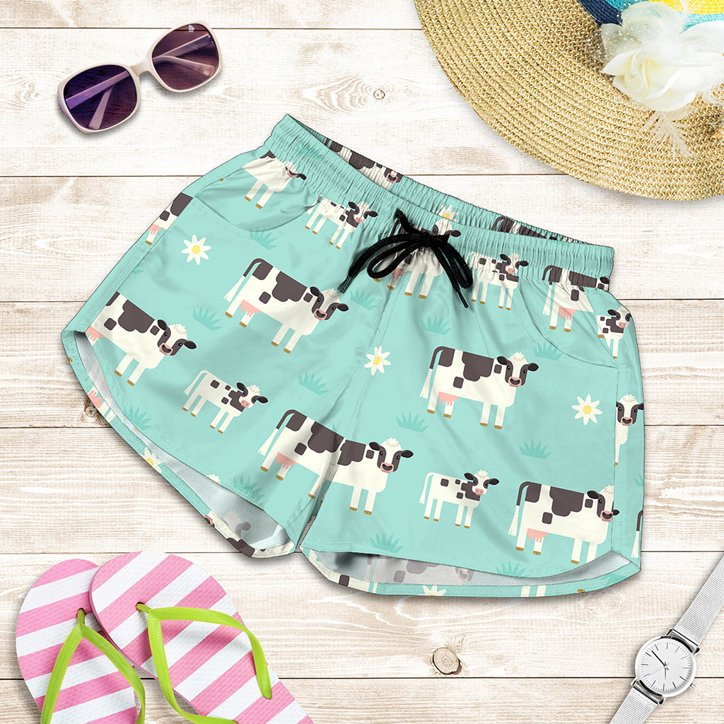Cute Cow And Baby Cow Pattern Print Women's Shorts