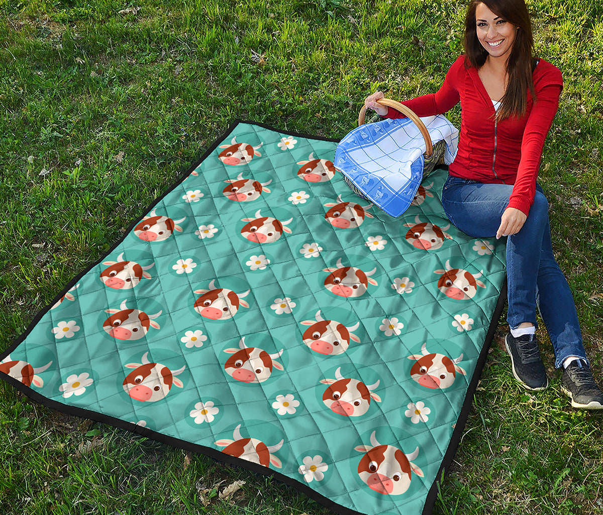 Cute Cow And Daisy Flower Pattern Print Quilt