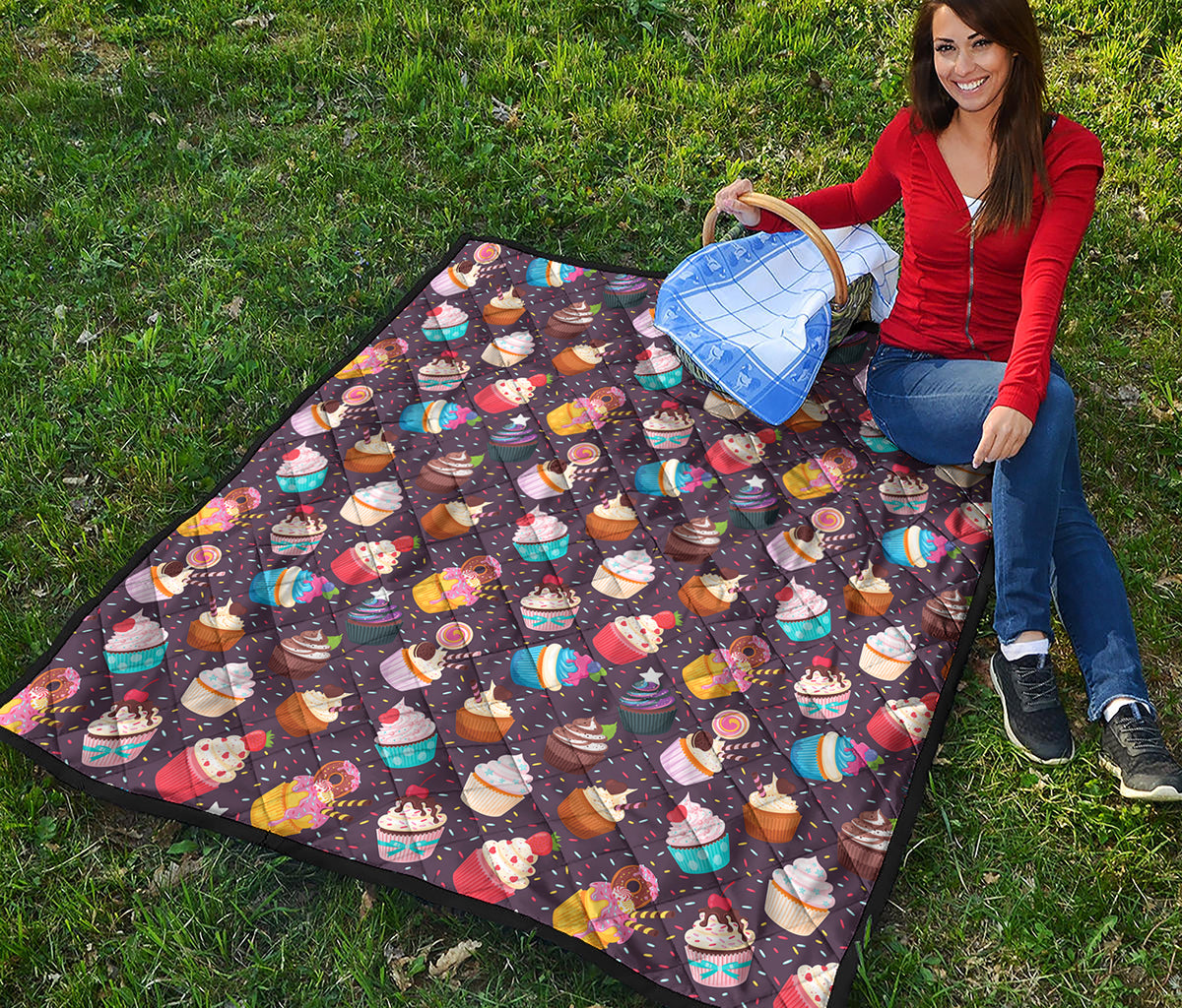 Cute Cupcake Pattern Print Quilt