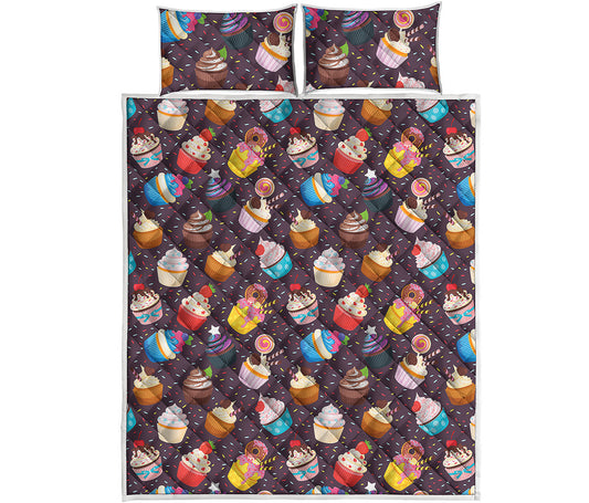 Cute Cupcake Pattern Print Quilt Bed Set
