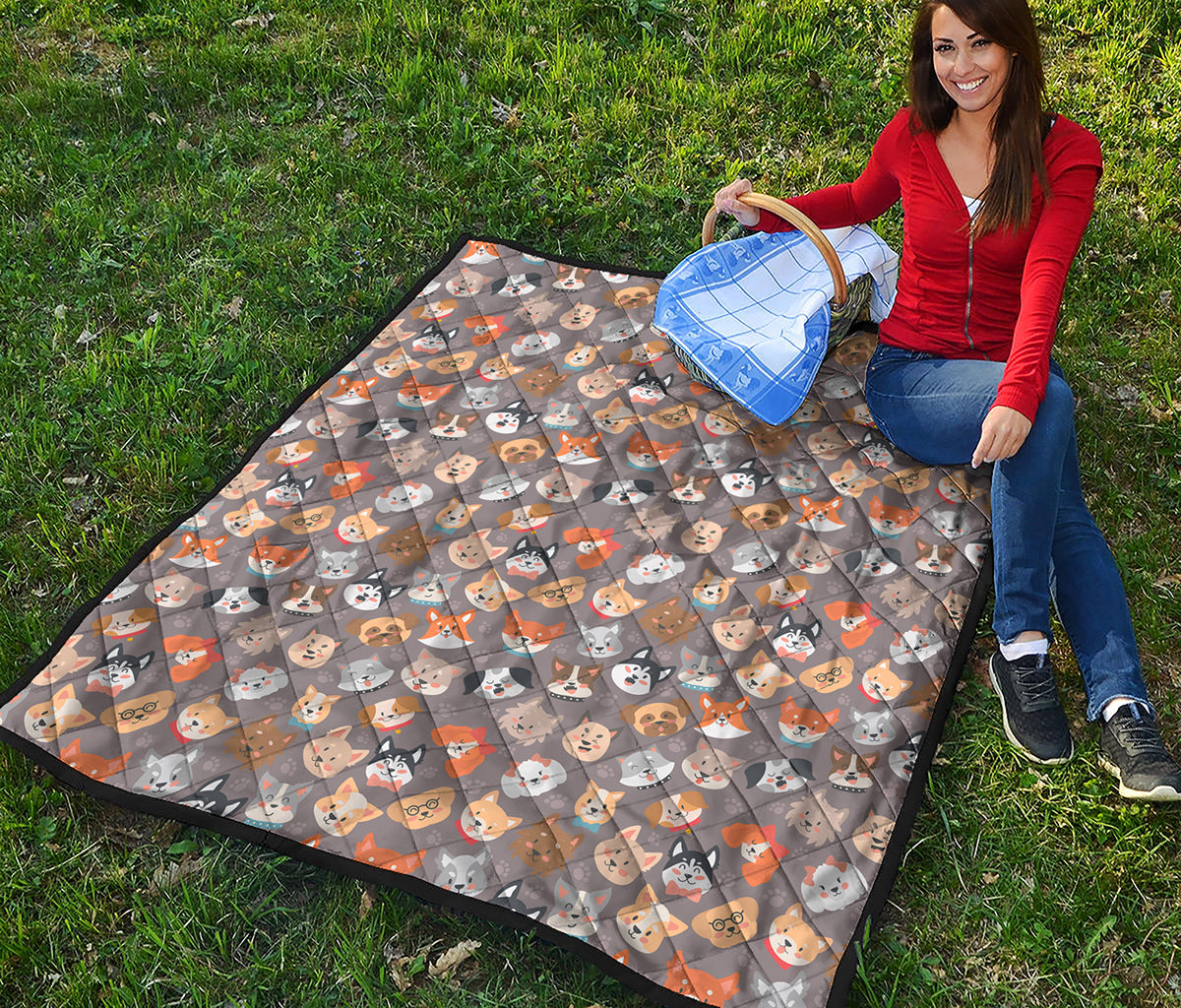 Cute Dog Emoji Pattern Print Quilt