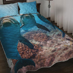 Cute Dolphins In The Ocean Print Quilt Bed Set