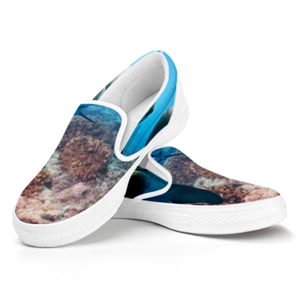 Cute Dolphins In The Ocean Print White Slip On Shoes