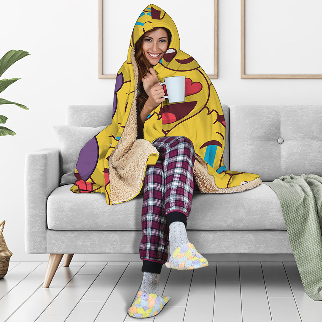 Cute Emoji Pattern Print Hooded Blanket