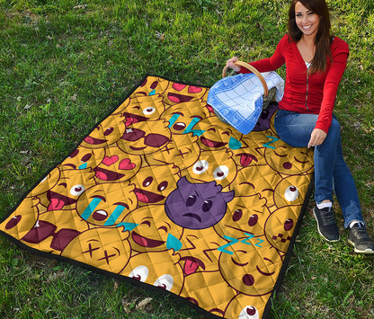 Cute Emoji Pattern Print Quilt