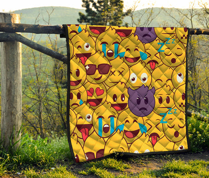 Cute Emoji Pattern Print Quilt