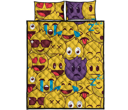 Cute Emoji Pattern Print Quilt Bed Set