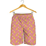 Cute Giraffe Pattern Print Men's Shorts