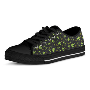 Cute Green Alien Pattern Print Black Low Top Shoes