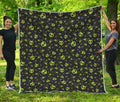 Cute Green Alien Pattern Print Quilt