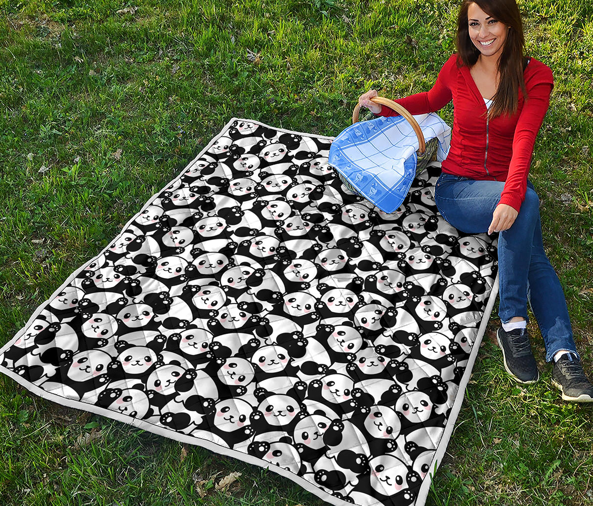 Cute Happy Panda Pattern Print Quilt