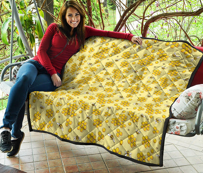 Cute Honey Bee Pattern Print Quilt