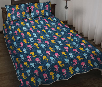Cute Jellyfish Pattern Print Quilt Bed Set