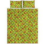 Cute Kiwi Pattern Print Quilt Bed Set