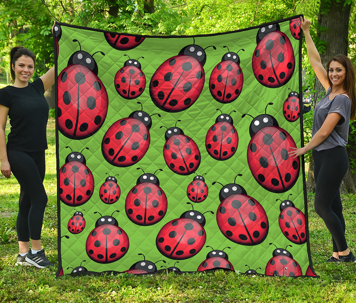 Cute Ladybug Pattern Print Quilt