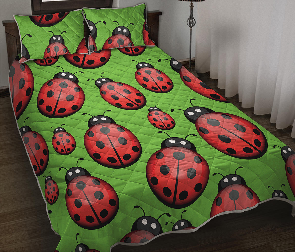 Cute Ladybug Pattern Print Quilt Bed Set