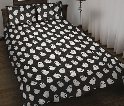 Cute Little Ghost Pattern Print Quilt Bed Set