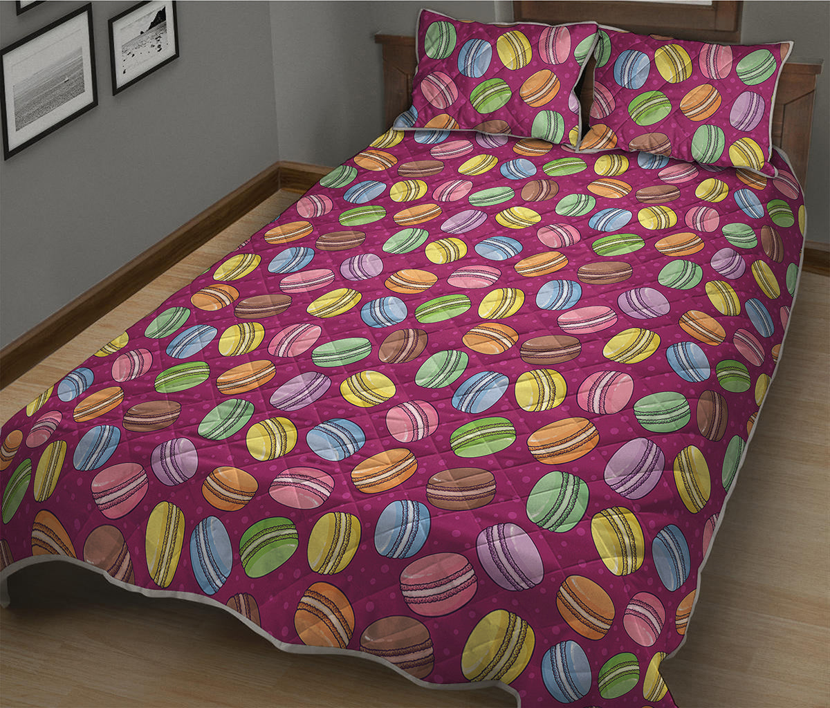 Cute Macaron Pattern Print Quilt Bed Set