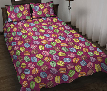 Cute Macaron Pattern Print Quilt Bed Set