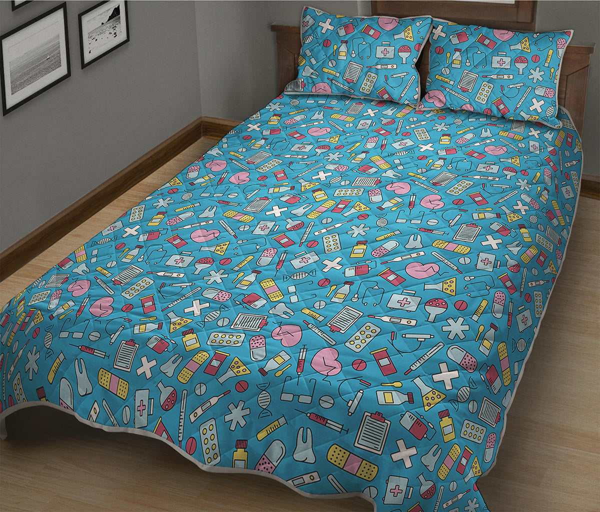 Cute Medical Pattern Print Quilt Bed Set