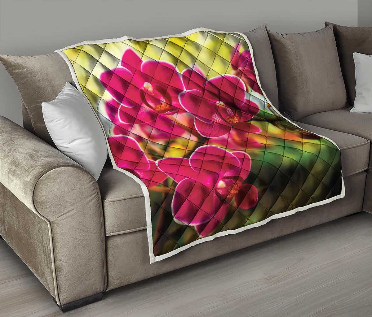 Cute Orchid Print Quilt
