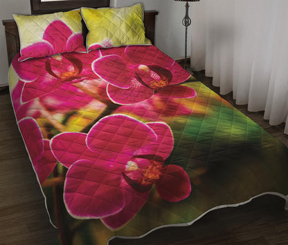 Cute Orchid Print Quilt Bed Set